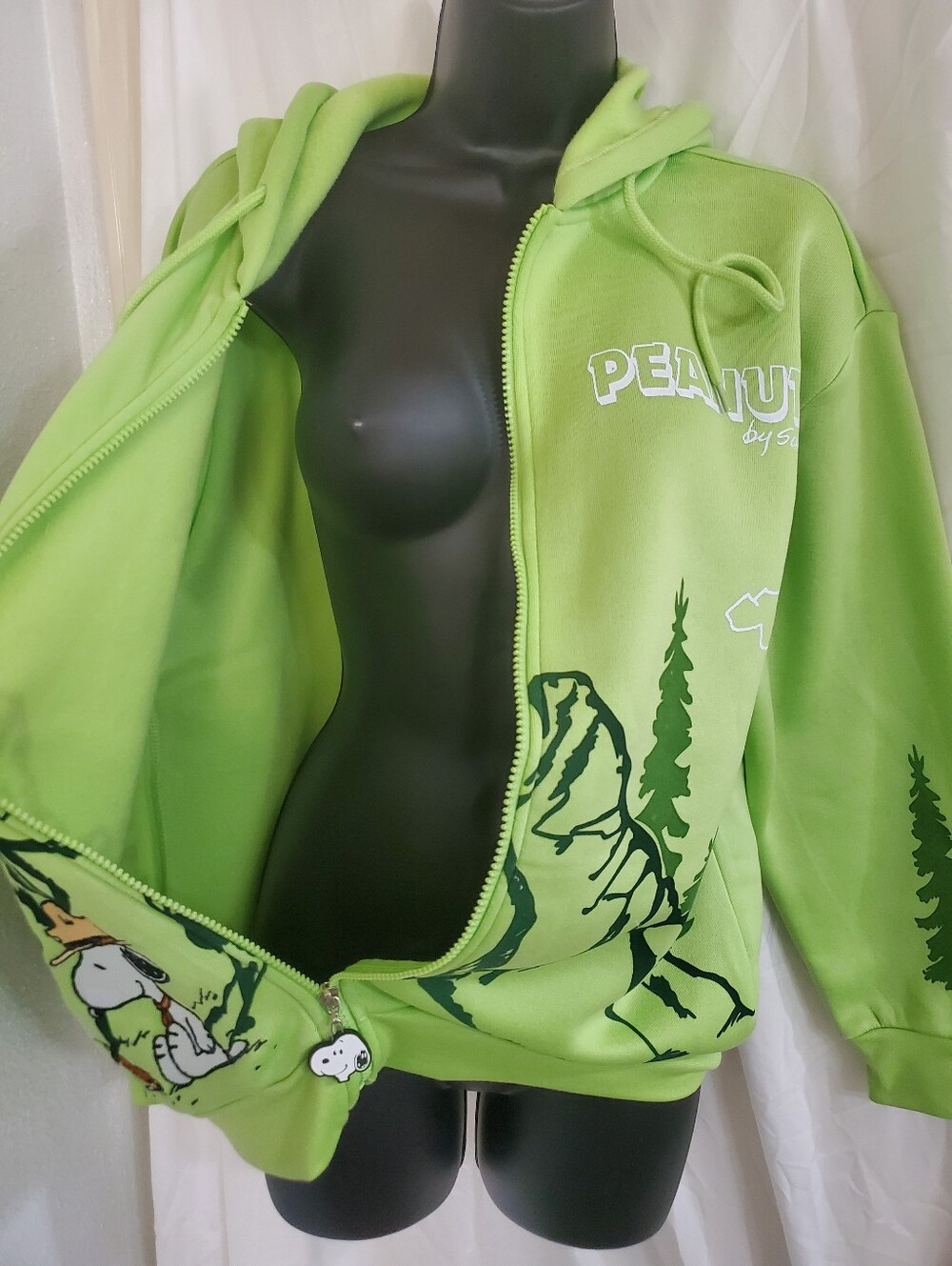 Peanuts camping Snoopy & Woodstock  green hoodie with snoopy zip pull size L NEW - Picture 10 of 14